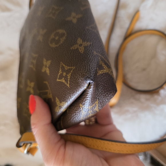 💕Louis Vuitton Pallas Uniform Monogram Crossbody - Picture 6 of 10